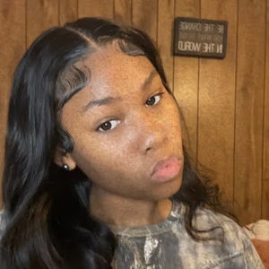 Meet your Posher, Madison